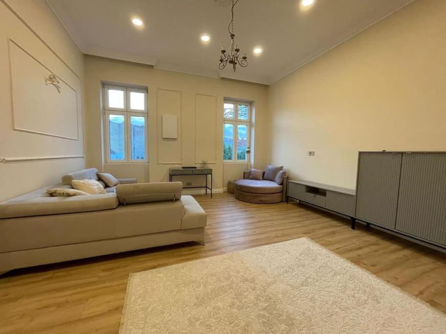 Lucrib Apartment Cluj-Napoca Ngoại thất bức ảnh